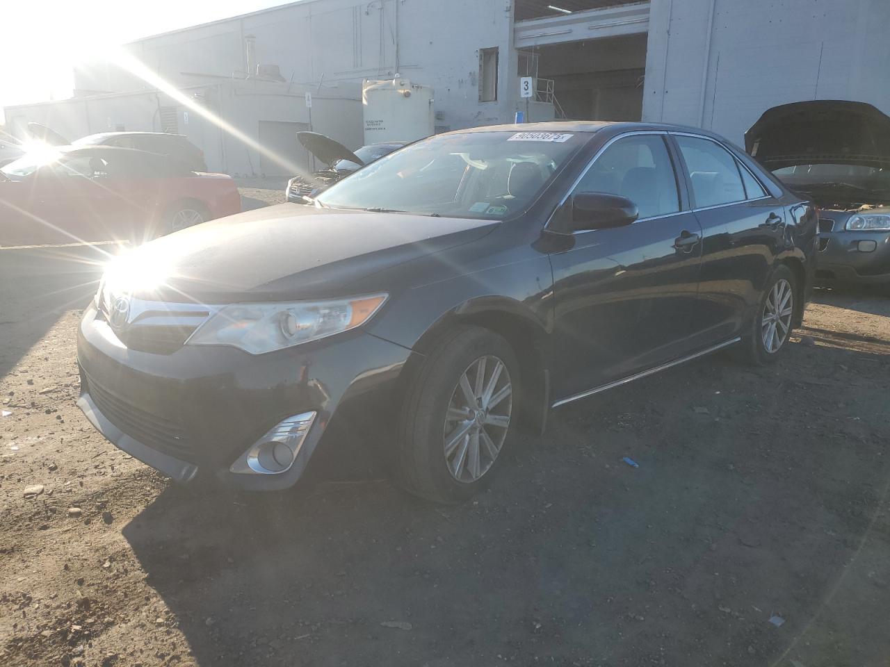 Salvage Toyota Camry Image
