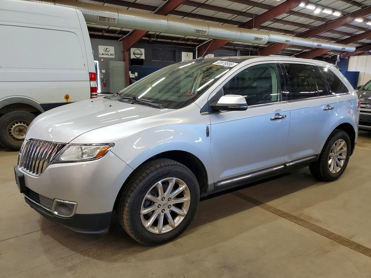 Salvage Lincoln MKX Image