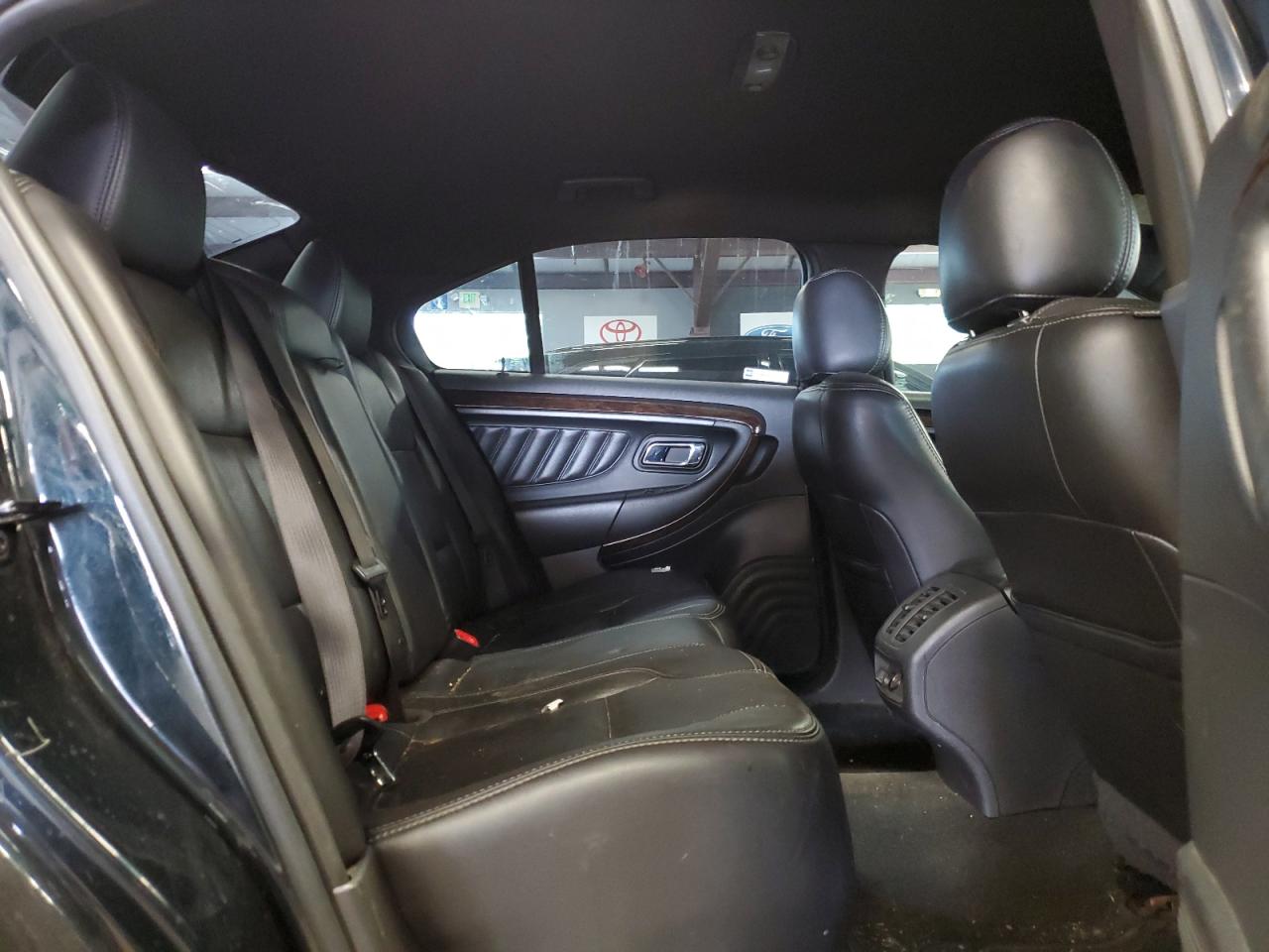 Ford Taurus Limited