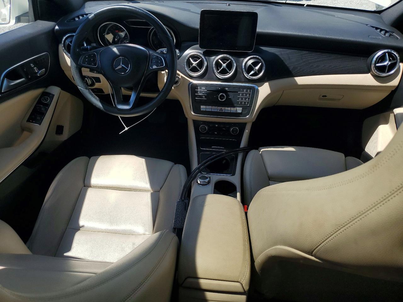 Mercedes-Benz Cla-class 250 4matic