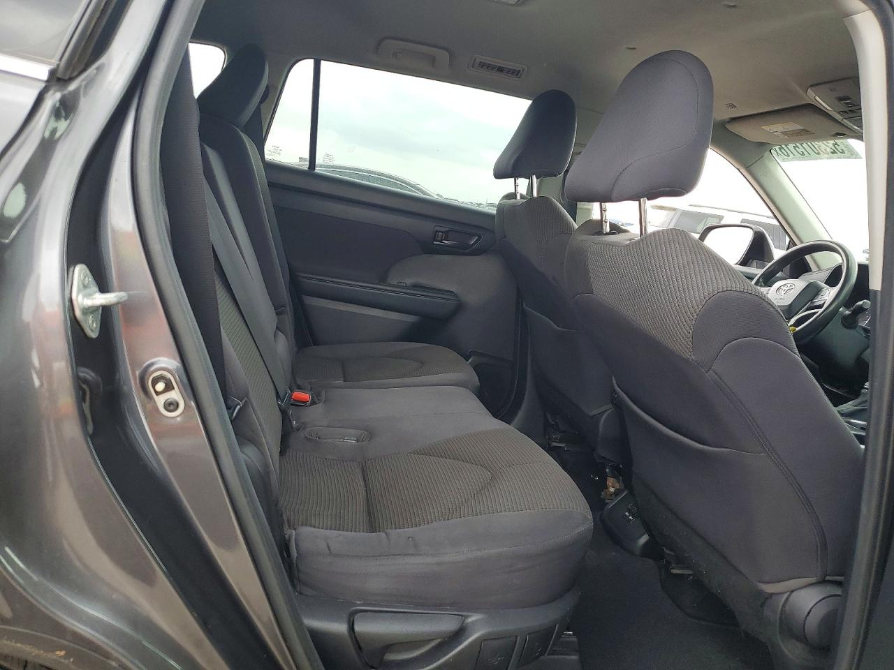 Toyota Highlander L