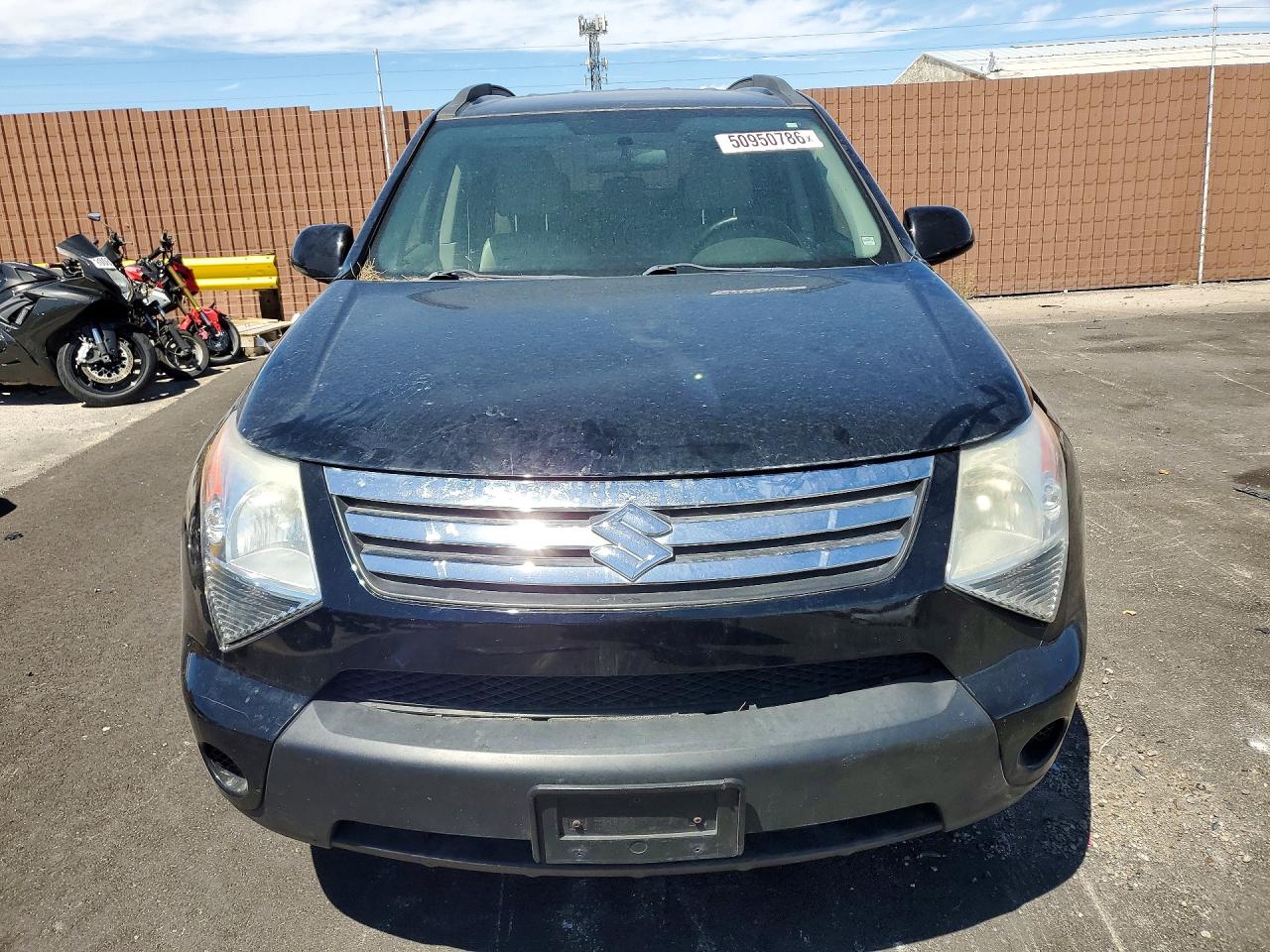 Suzuki XL7 Luxury