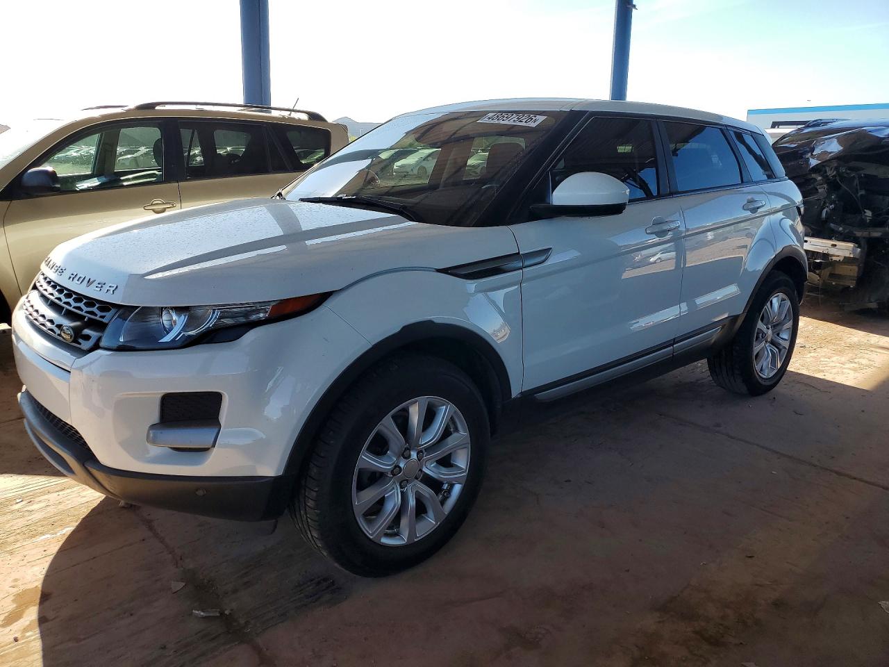 Salvage Land Rover Range Rover Image