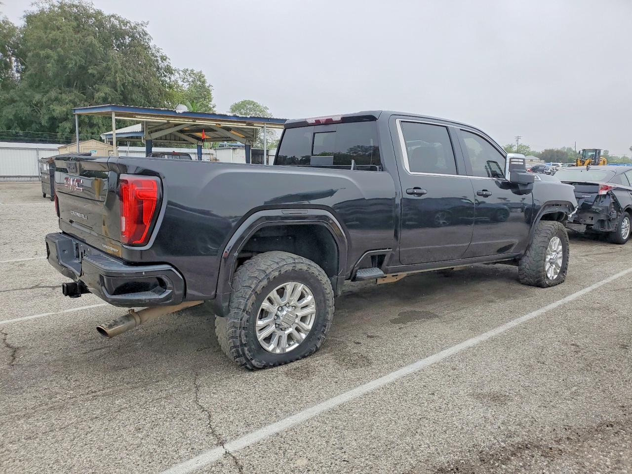 GMC Sierra K2500 Denali