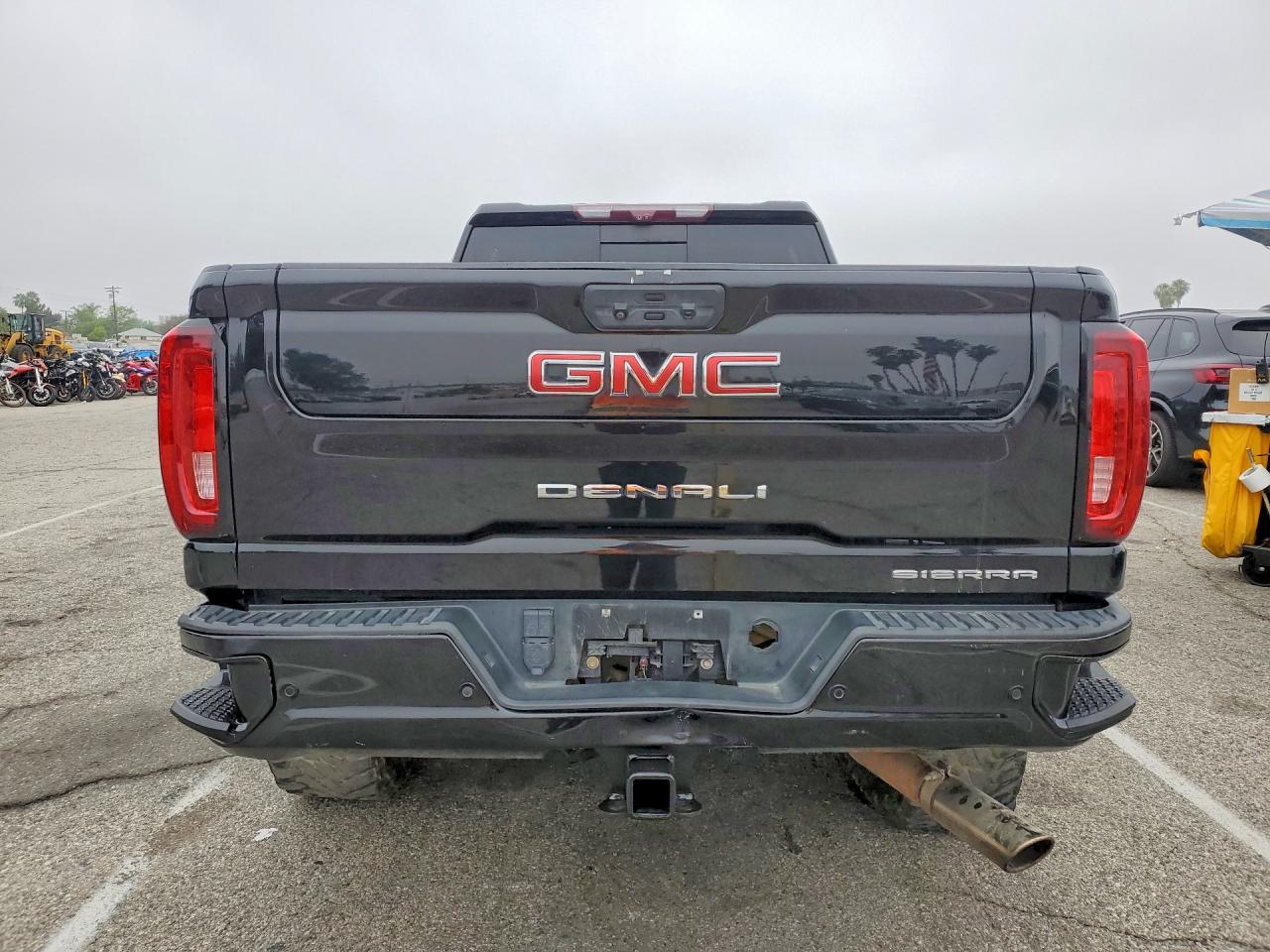 GMC Sierra K2500 Denali