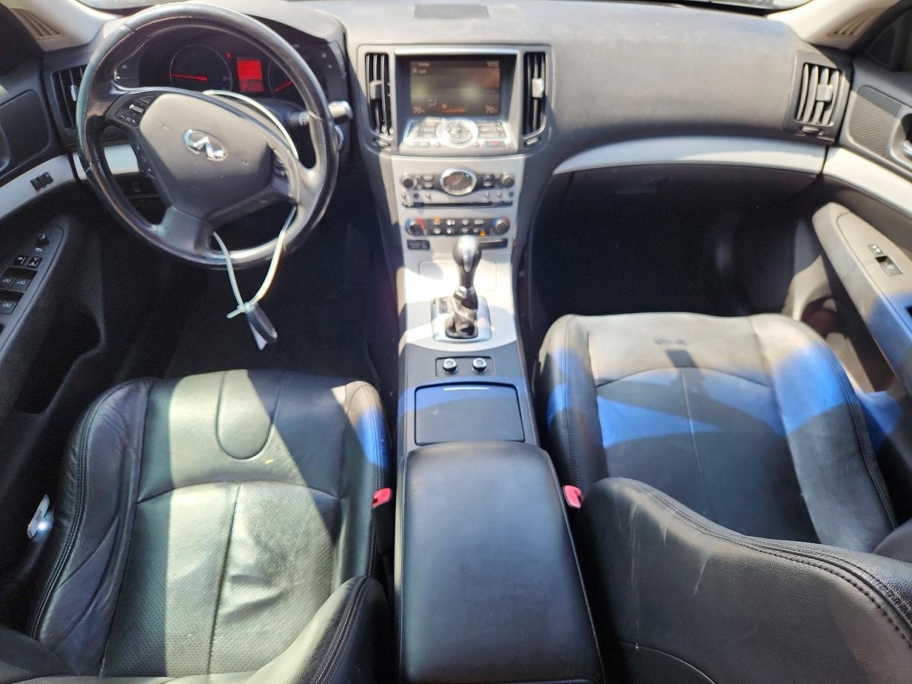 INFINITI G37 Base