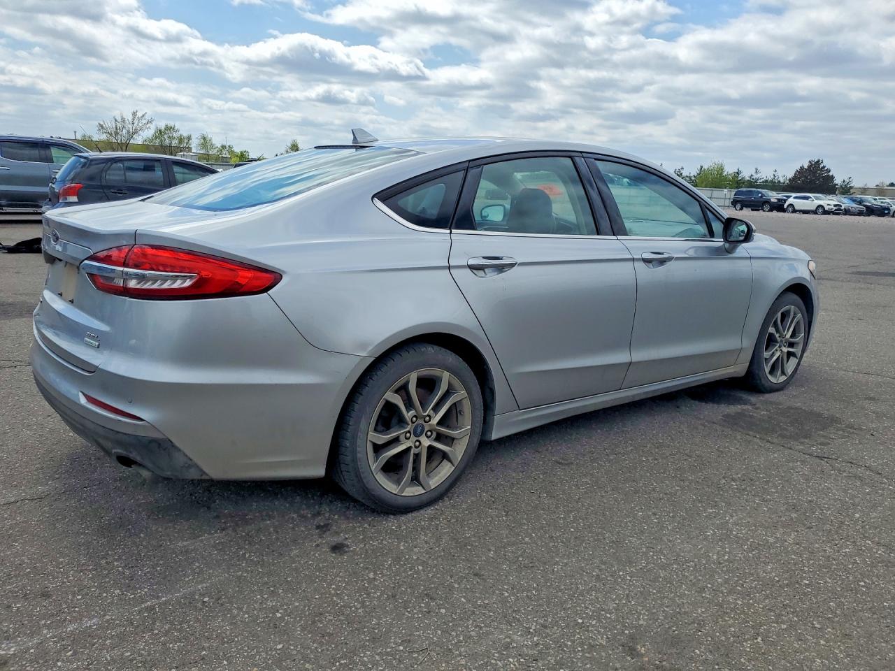 Ford Fusion Sel