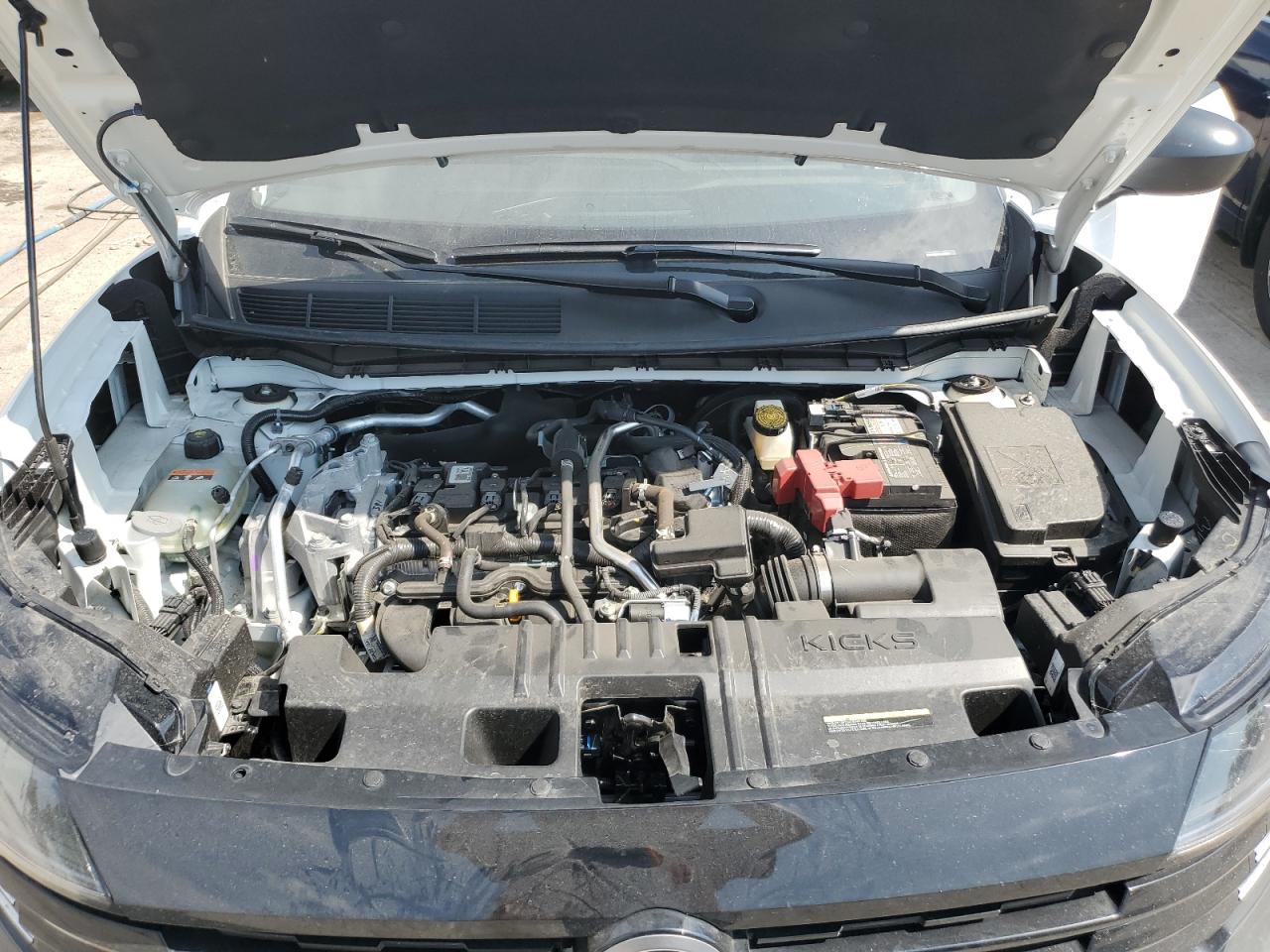 Nissan Kicks S