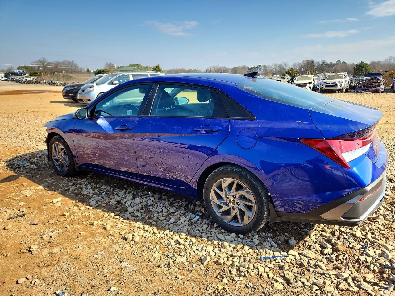 Hyundai ELANTRA Sel