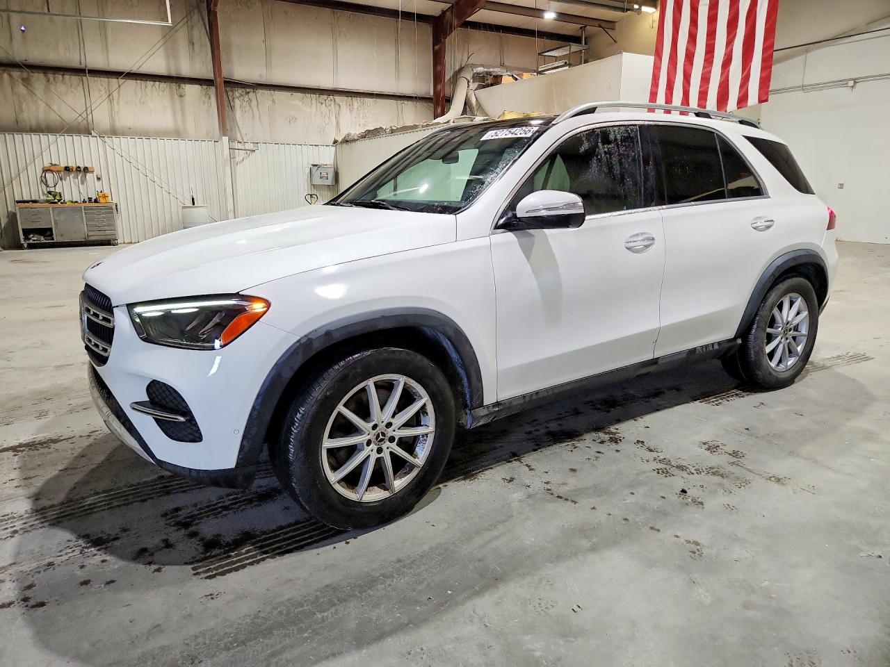 Salvage Mercedes-Benz GLE Image