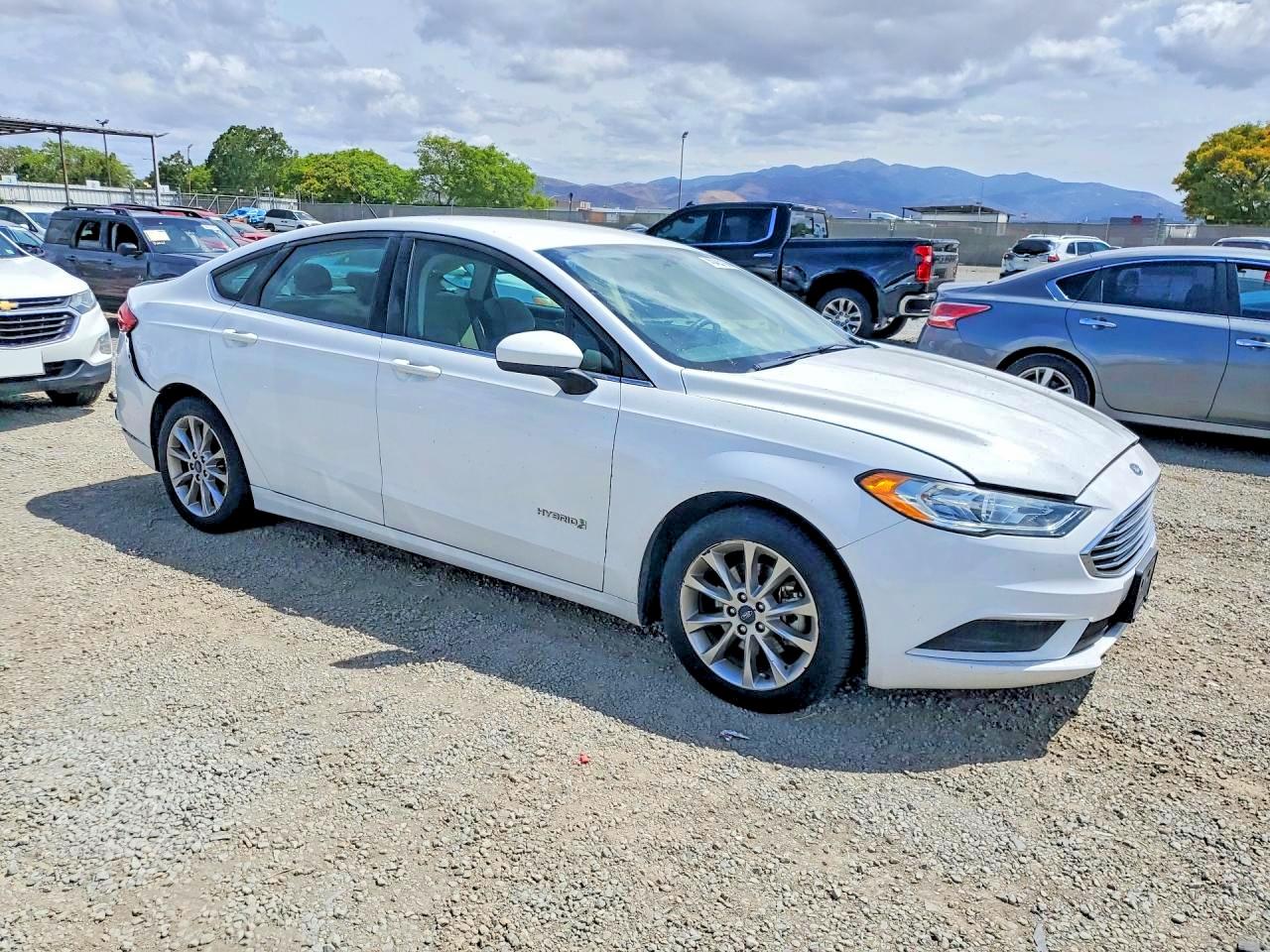 Ford Fusion S Hybrid