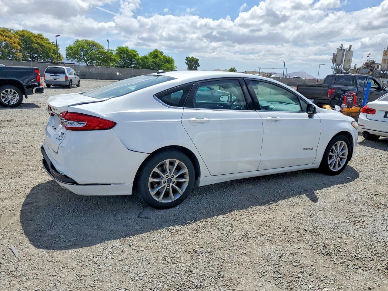 Ford Fusion S Hybrid
