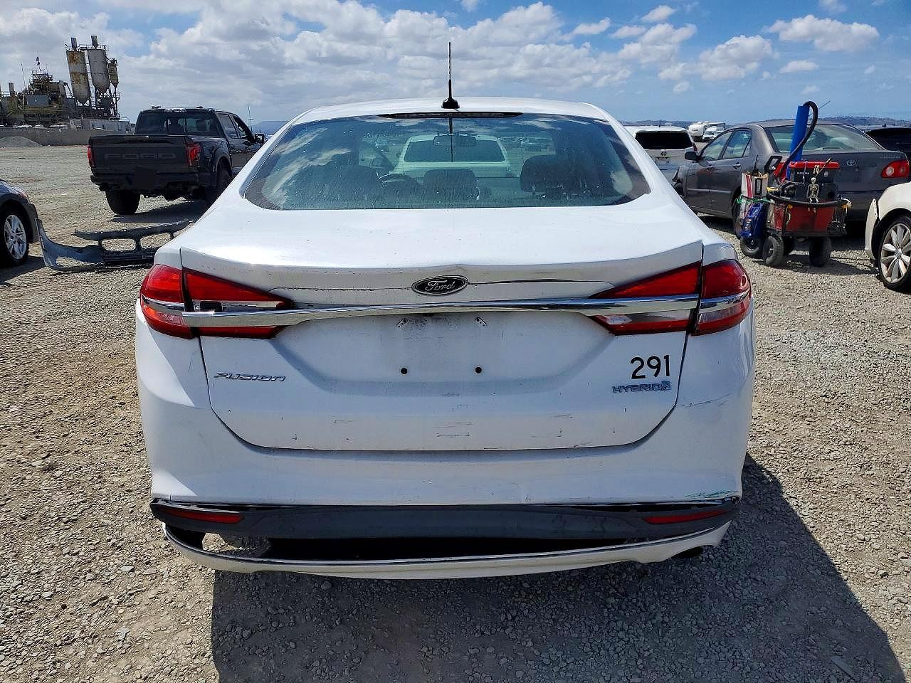 Ford Fusion S Hybrid