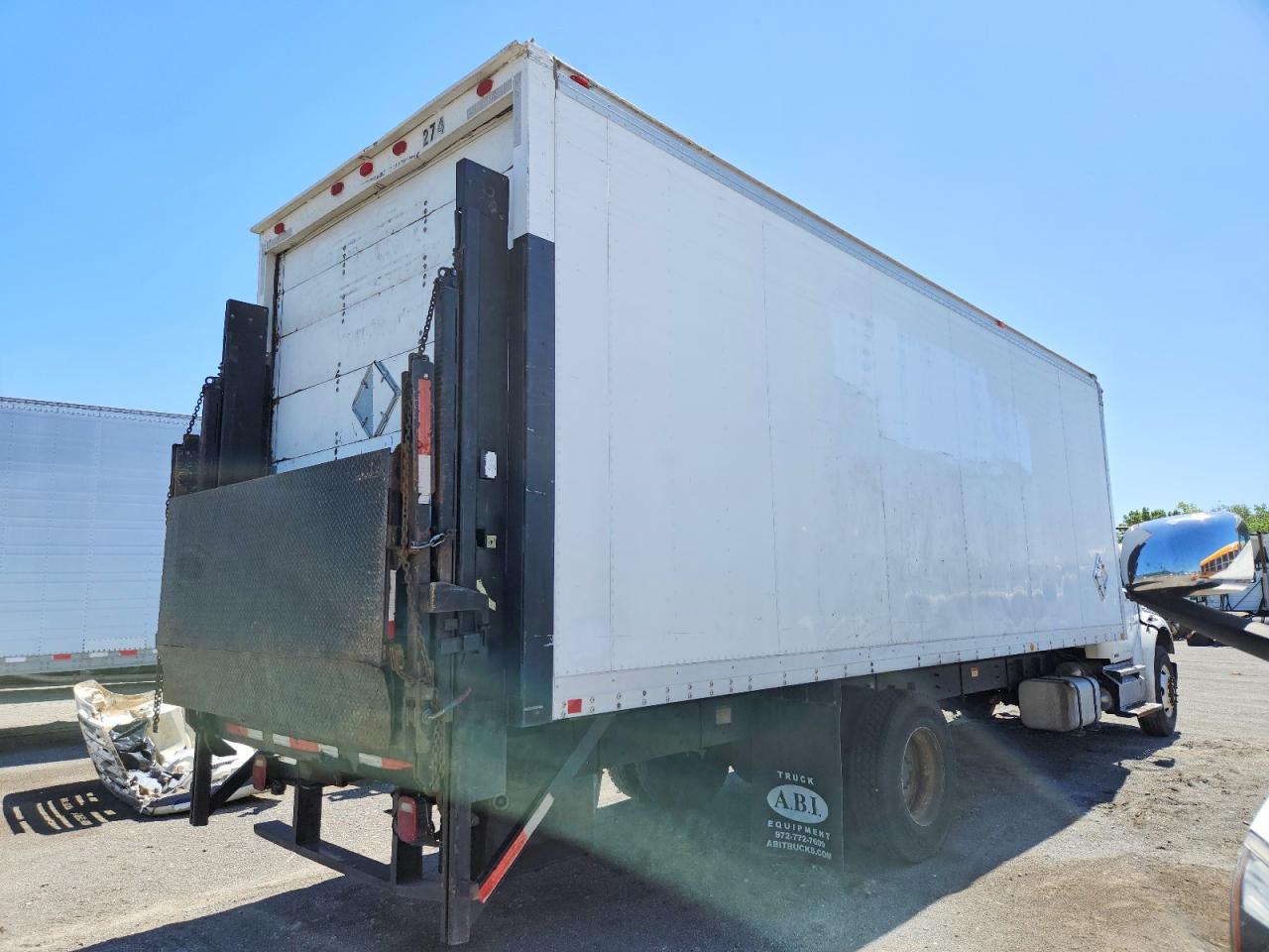 Freightliner M2 106 Medium Duty