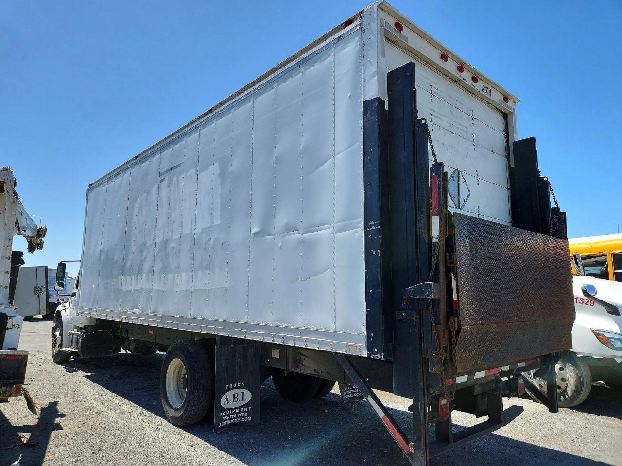 Freightliner M2 106 Medium Duty
