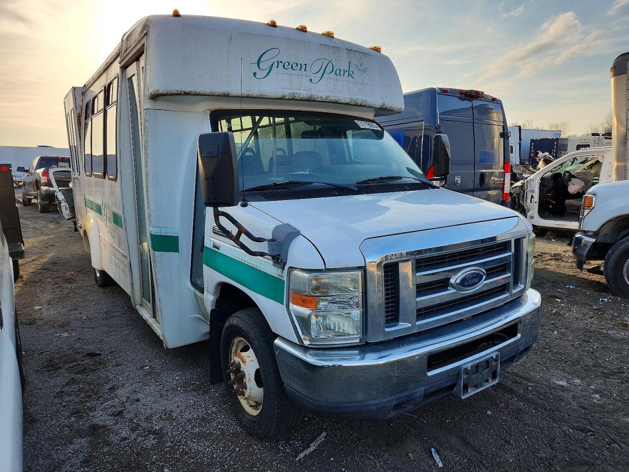 Salvage Ford Econoline Image