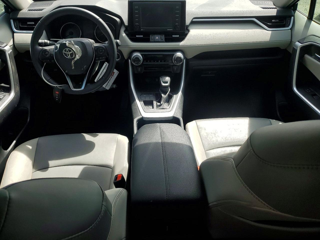 Toyota RAV4 Xle Premium
