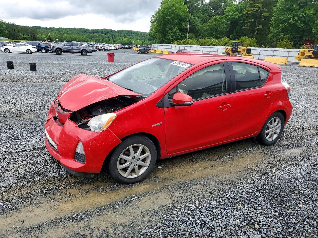 Salvage Toyota Prius Image