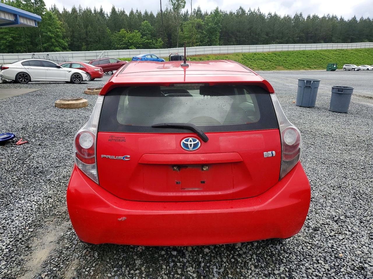 Toyota Prius c Three