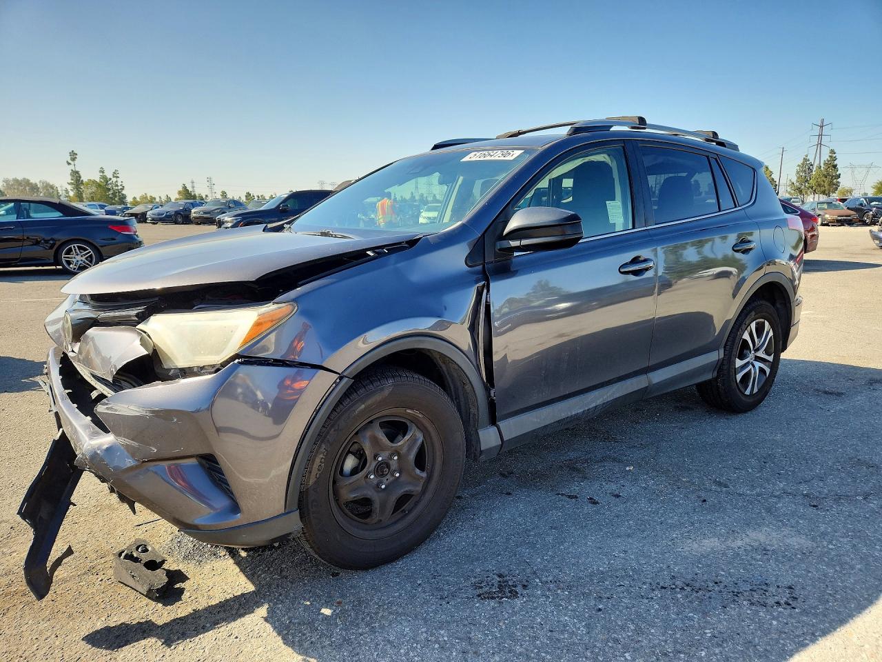 Salvage Toyota RAV4 Image