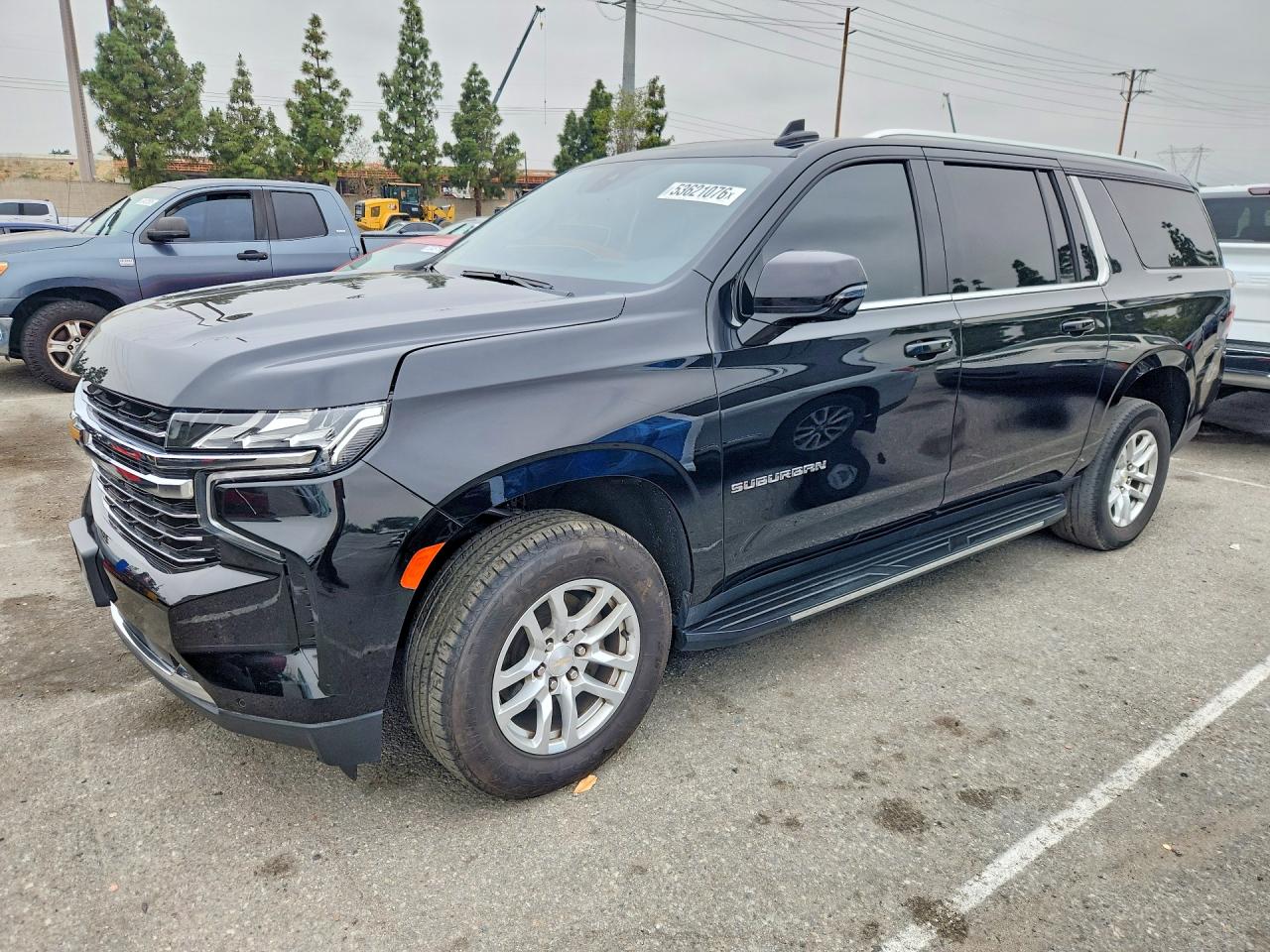 Salvage Chevrolet Suburban Image