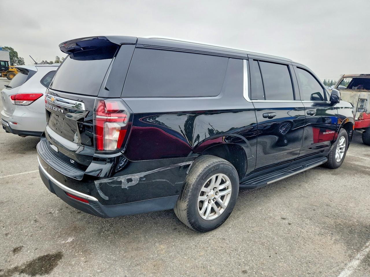 Chevrolet Suburban C1500 Lt