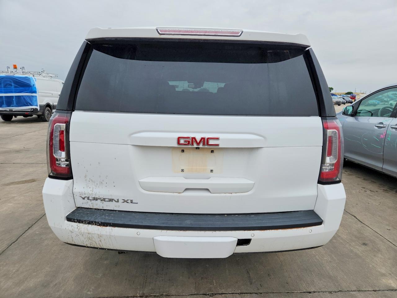 GMC Yukon K1500 Sle