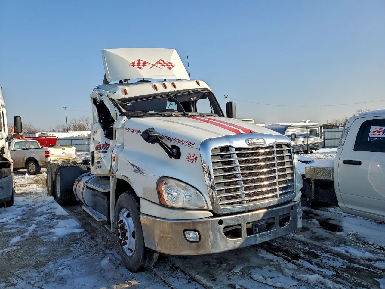 Salvage Freightliner Cascadia Image