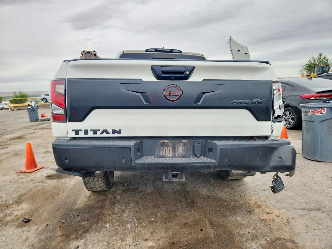 Nissan Titan Pro-4x
