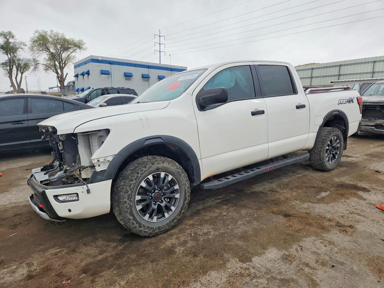 Salvage Nissan Titan Image