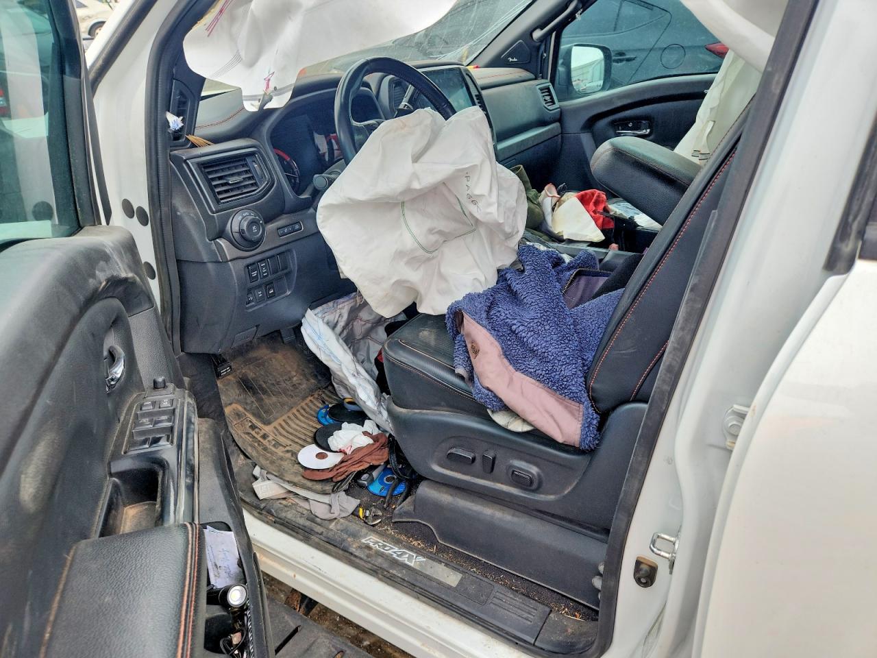 Nissan Titan Pro-4x
