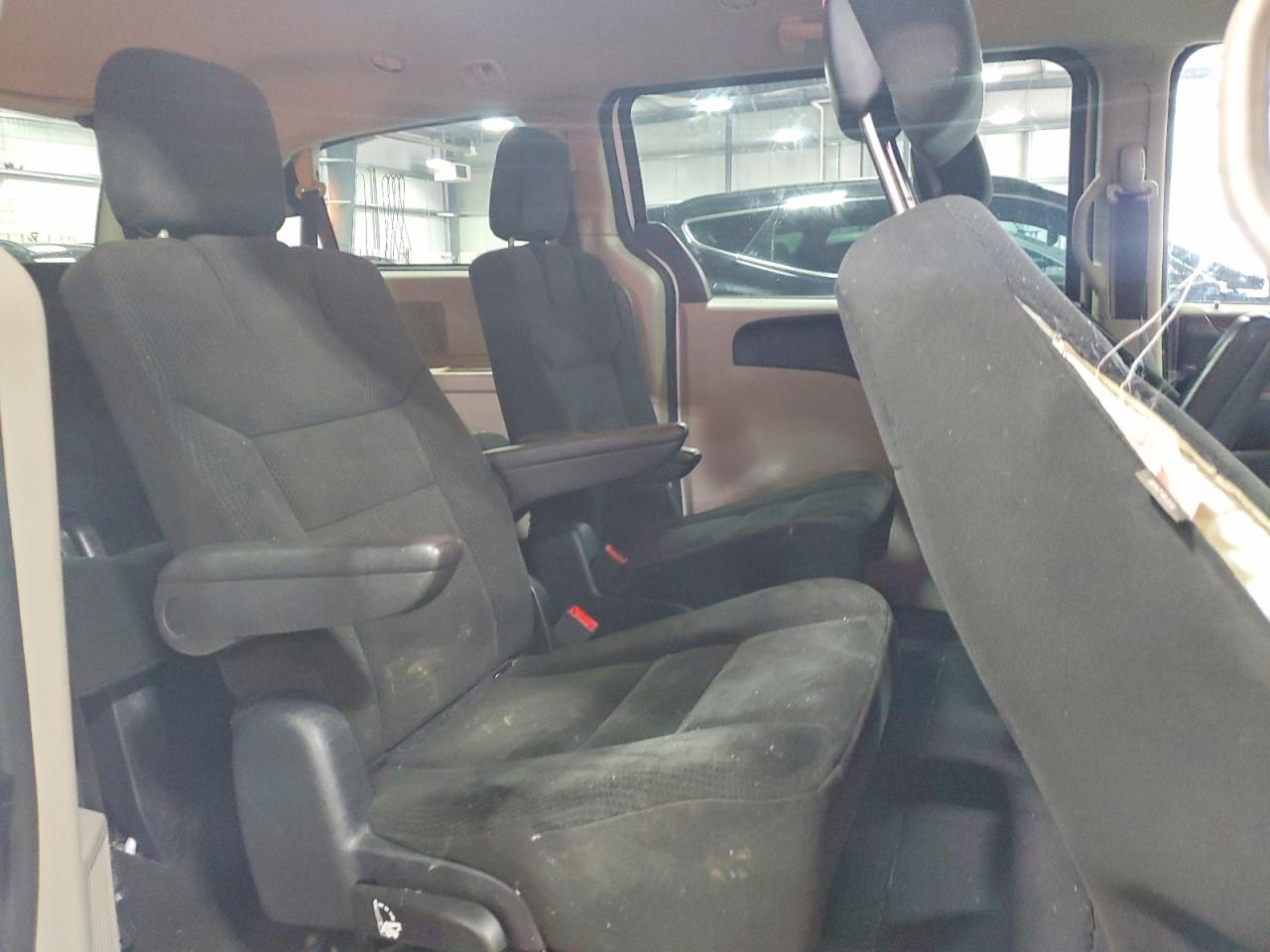 Dodge Caravan Sxt