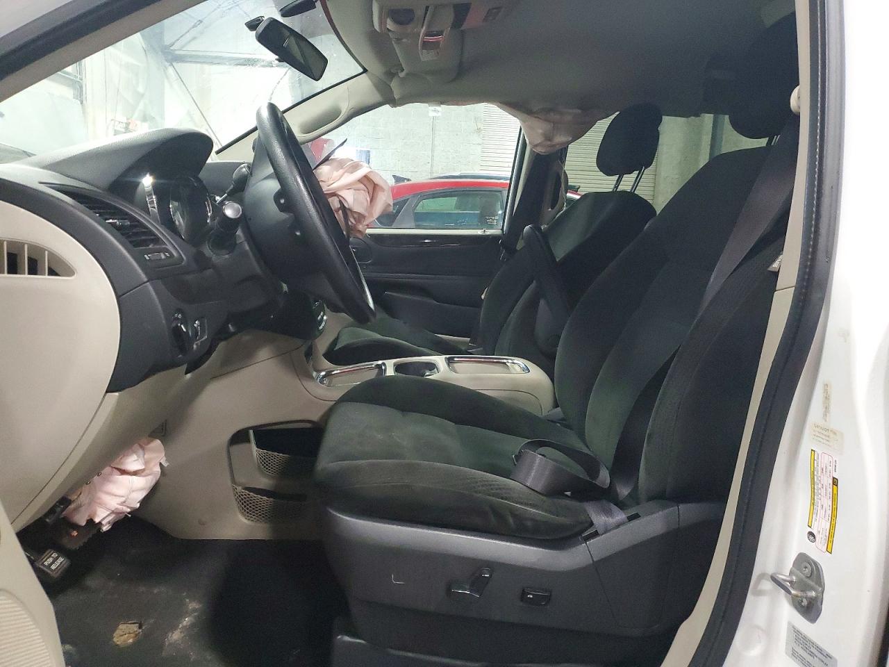 Dodge Caravan Sxt