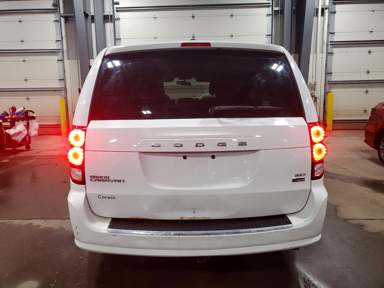 Dodge Caravan Sxt