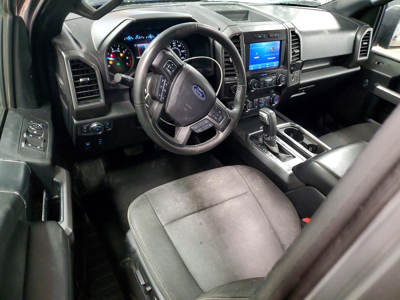Ford F-150 Super Cab