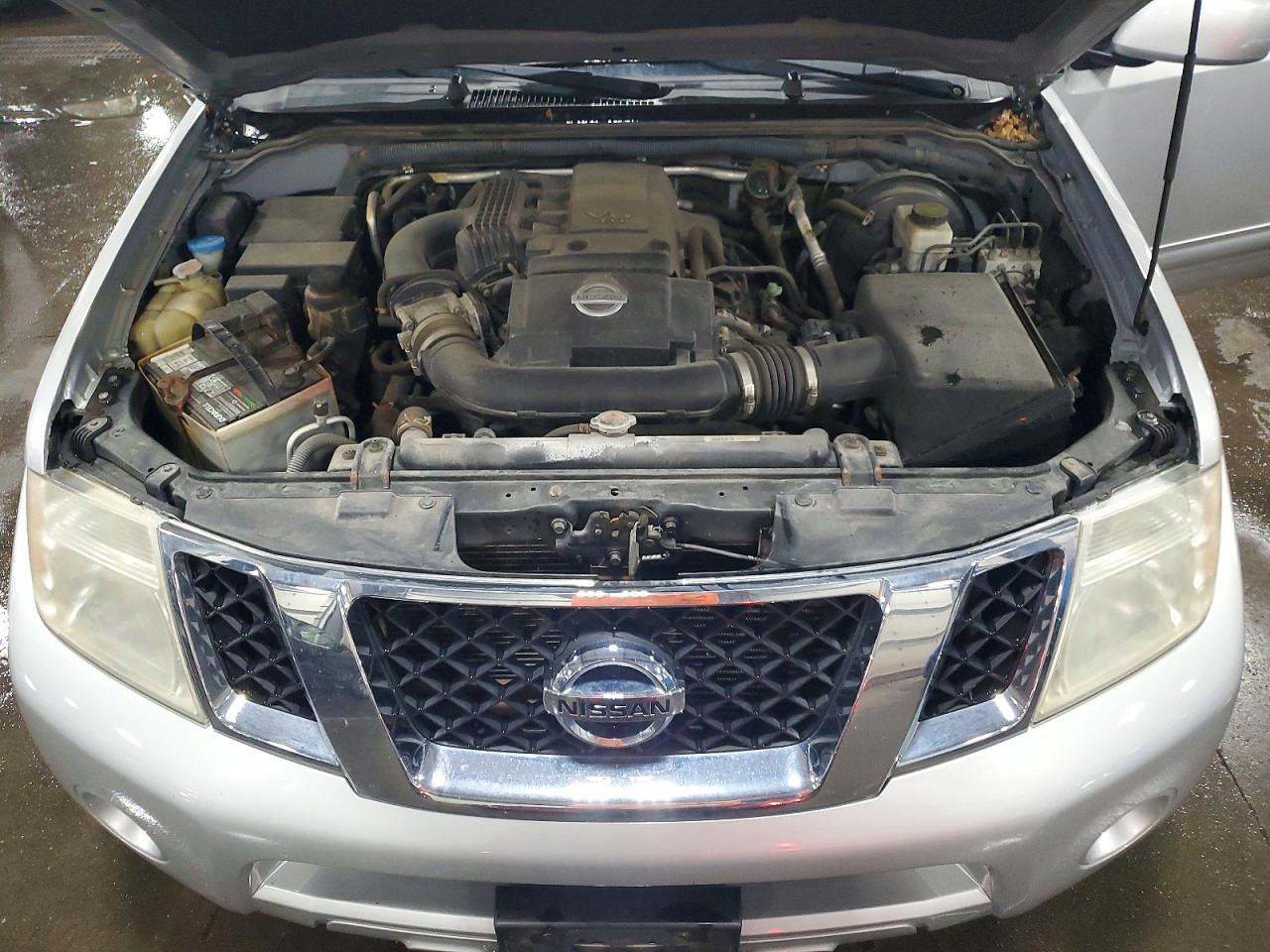 Nissan Pathfinder S