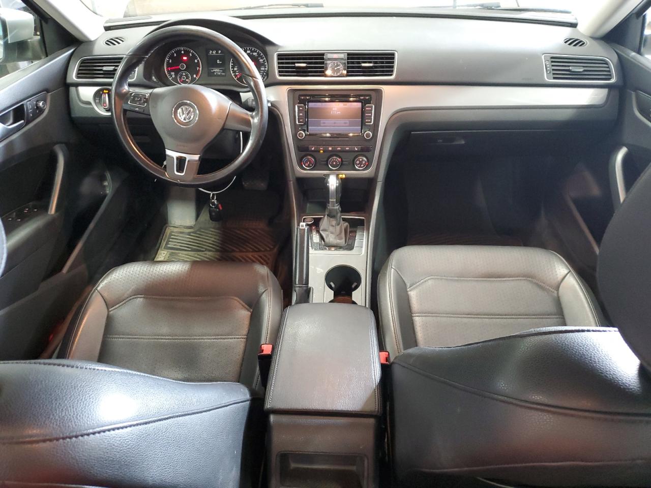 Volkswagen Passat S