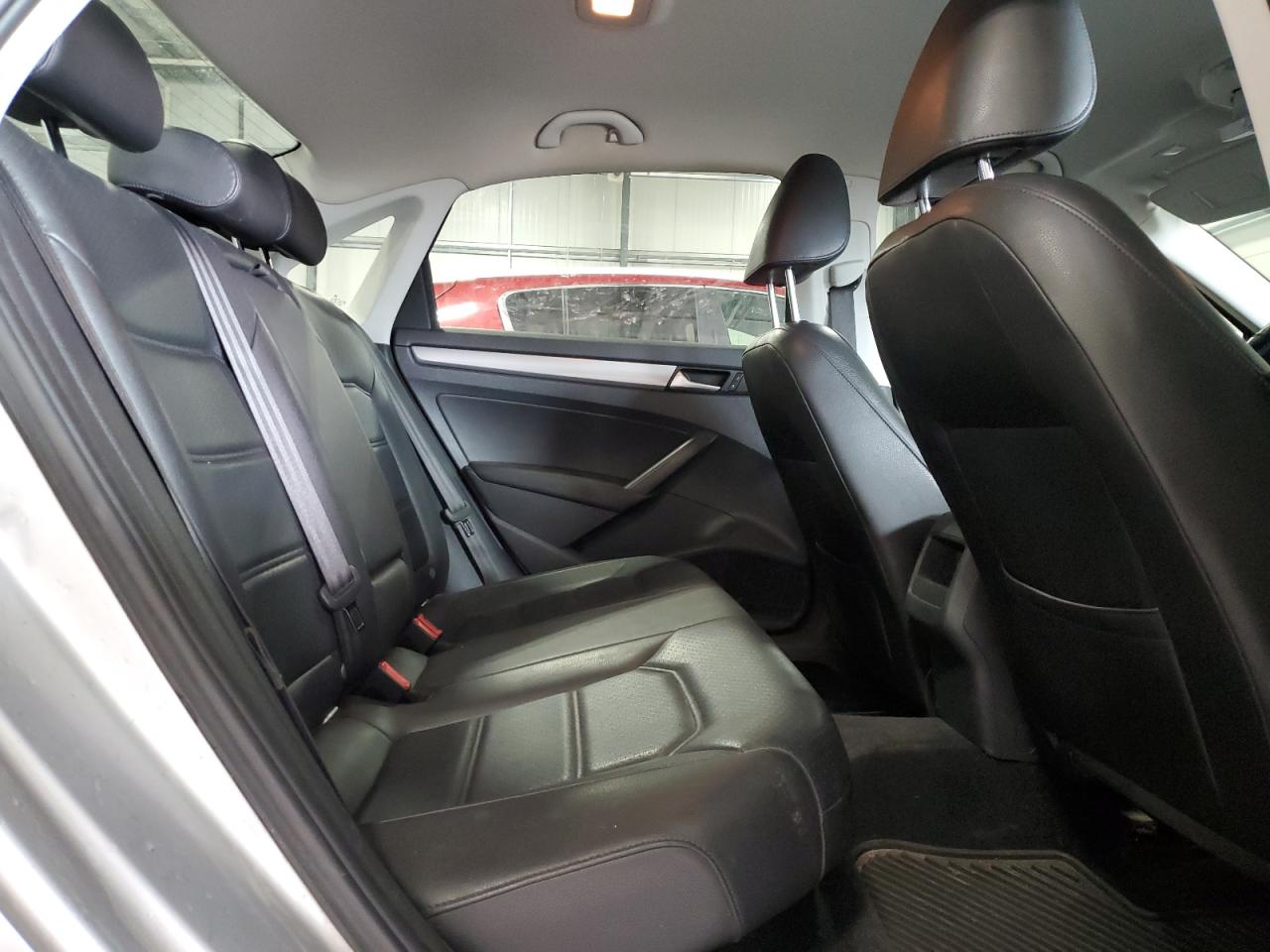 Volkswagen Passat S