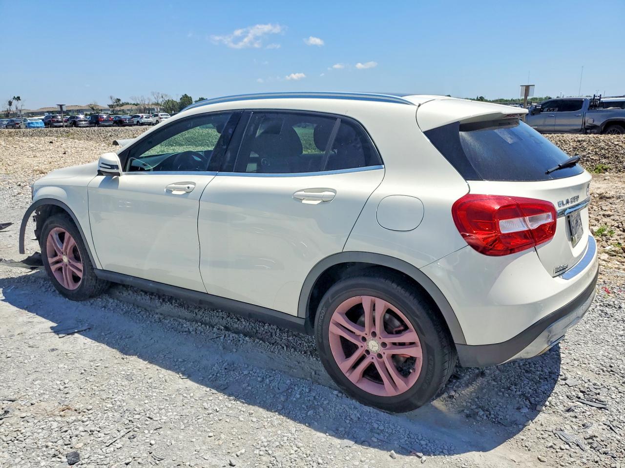 Mercedes-Benz GLA 250 4matic