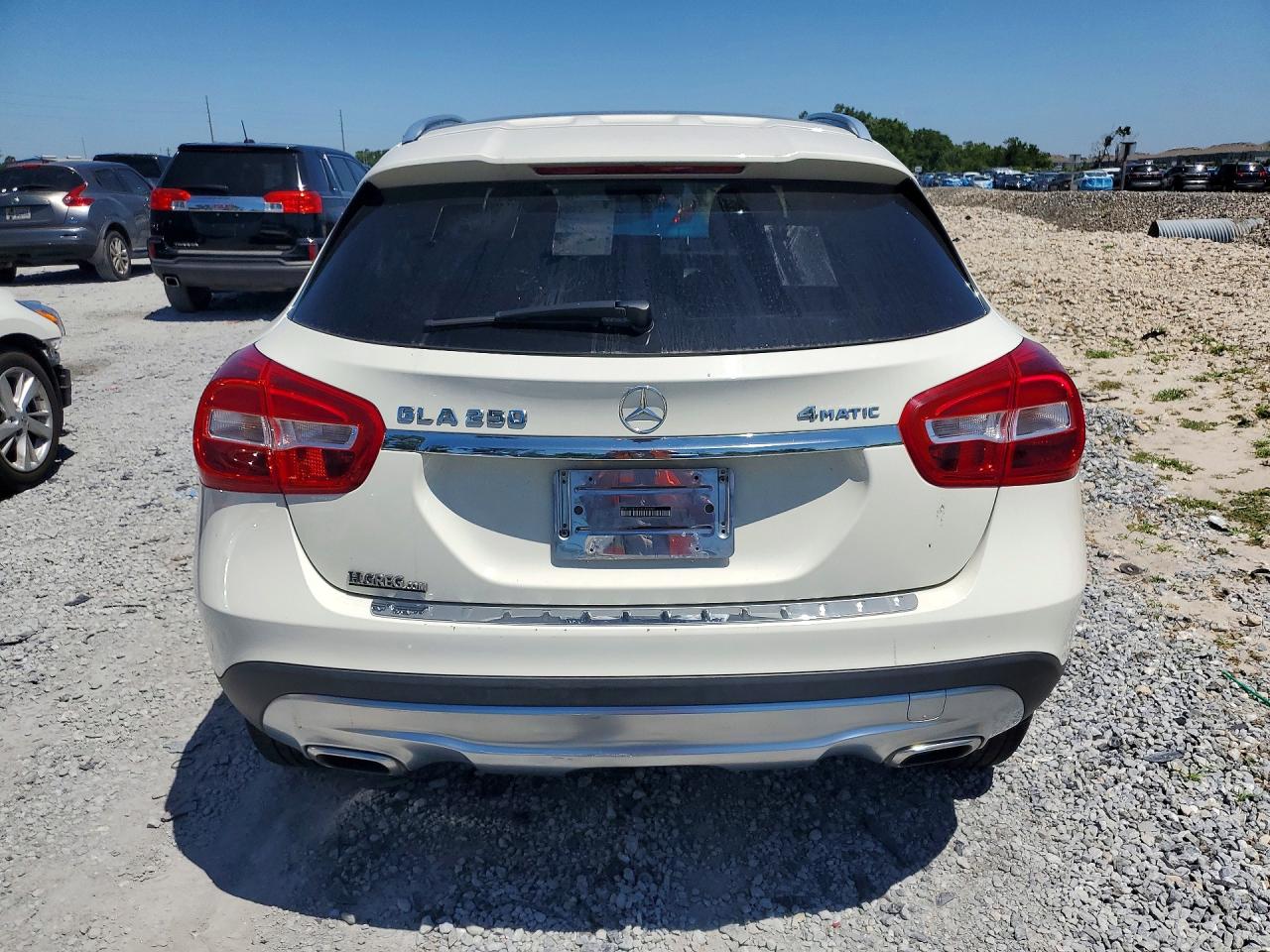 Mercedes-Benz GLA 250 4matic