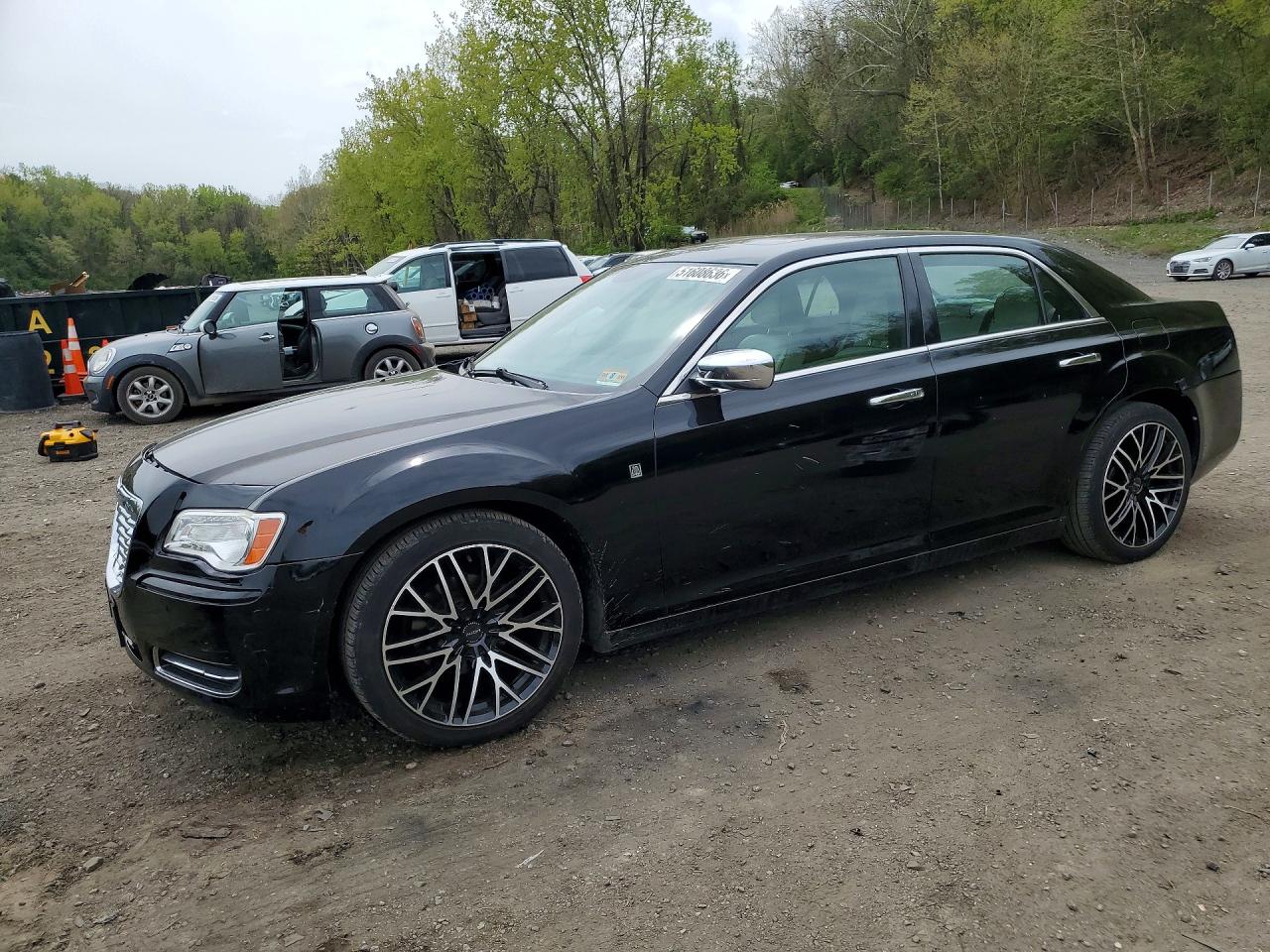 Salvage Chrysler 300 Image