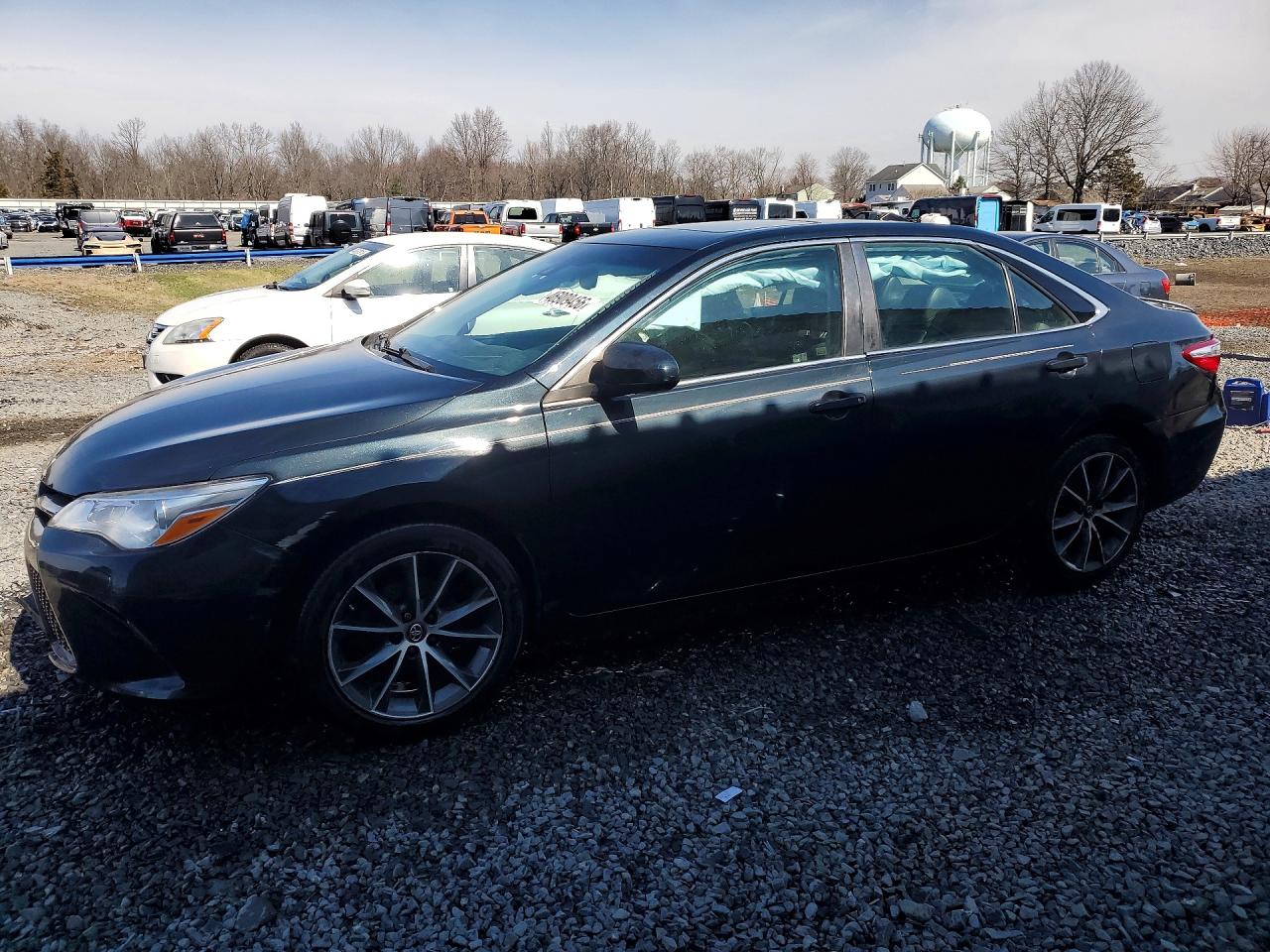Salvage Toyota Camry Image