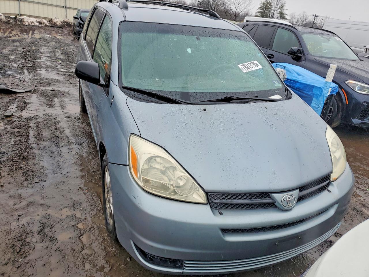 Toyota Sienna Le 7 Passenger