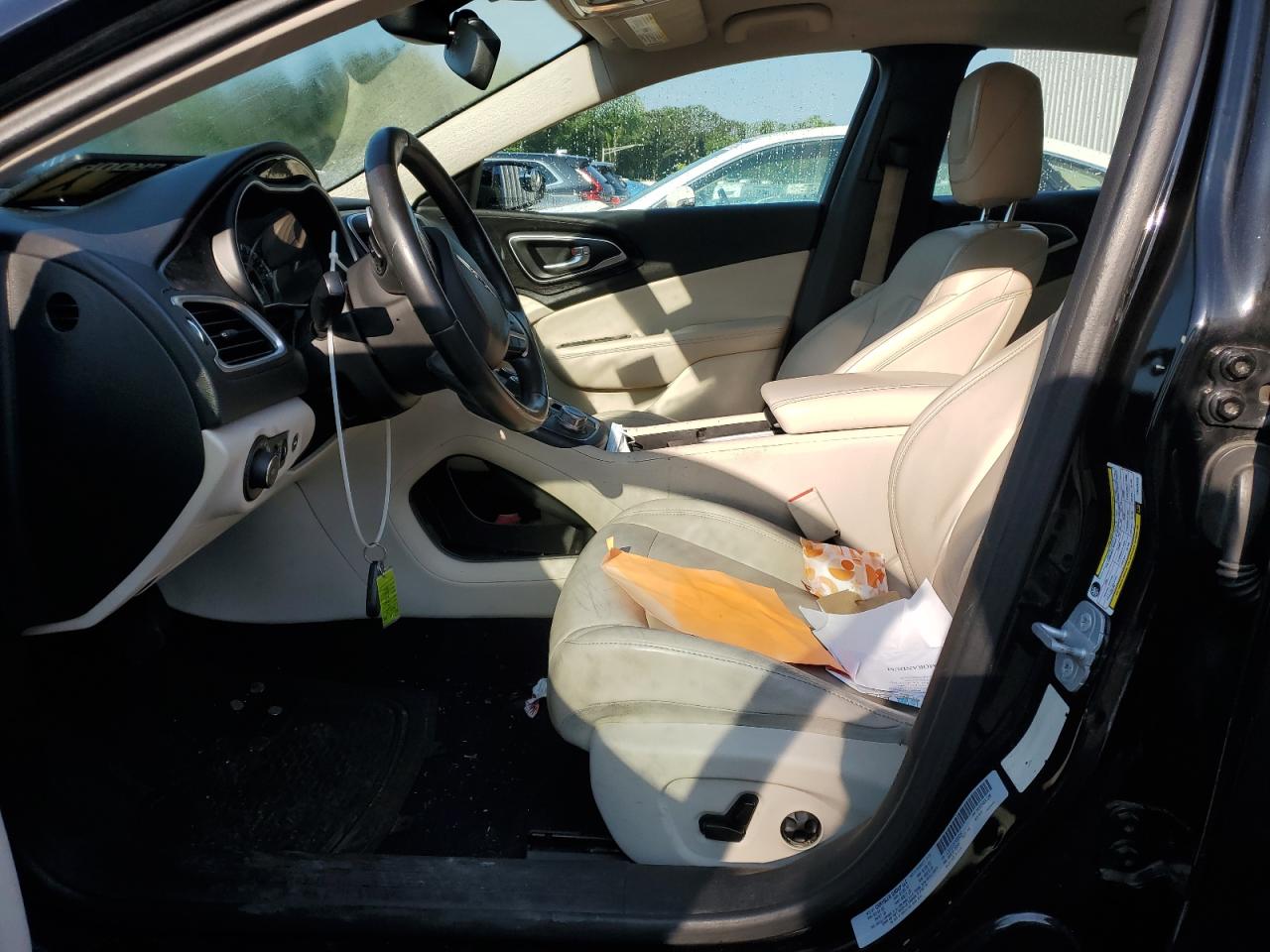 Chrysler 200 C