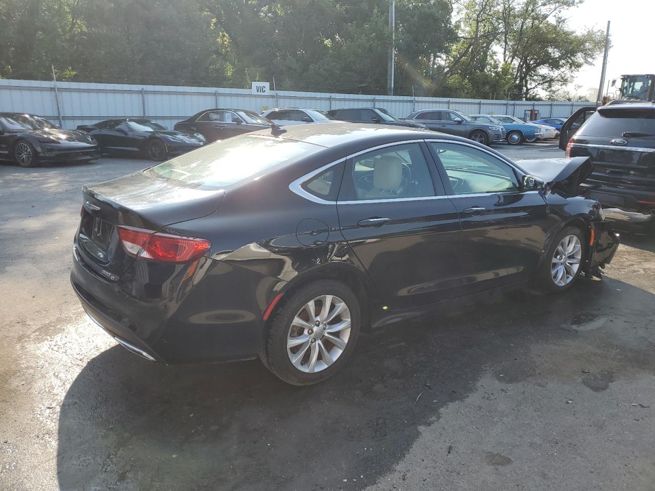 Chrysler 200 C