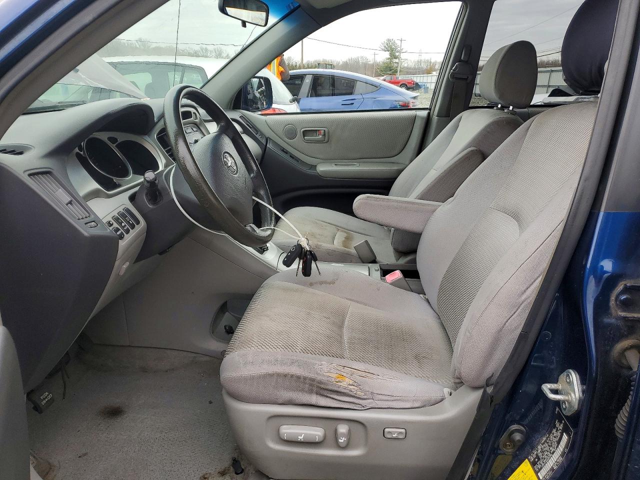 Toyota Highlander Base