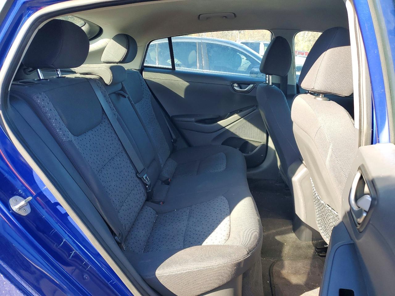Hyundai Ioniq Base