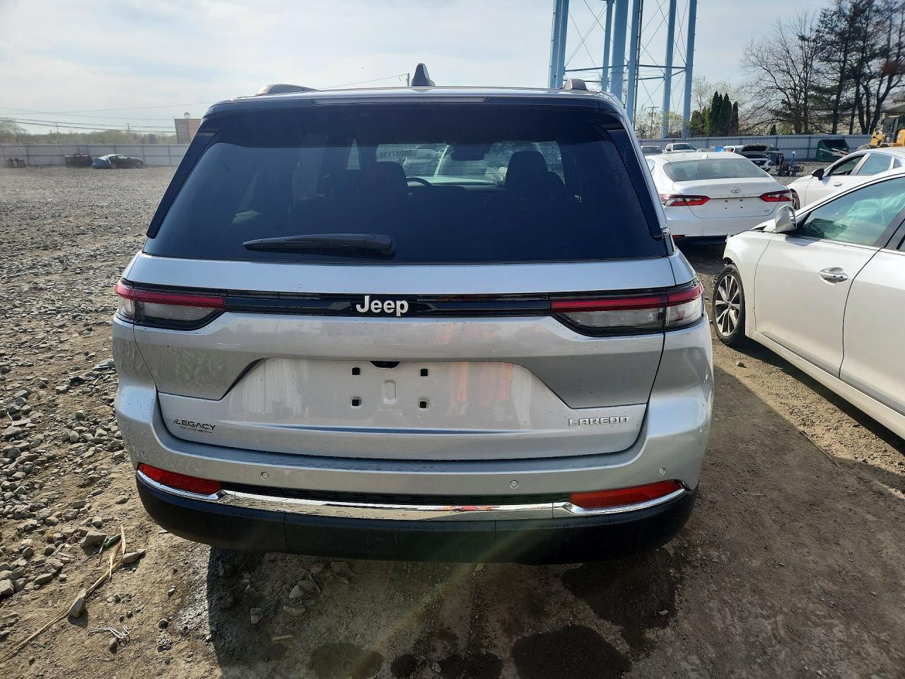 Jeep Grand Cherokee Laredo
