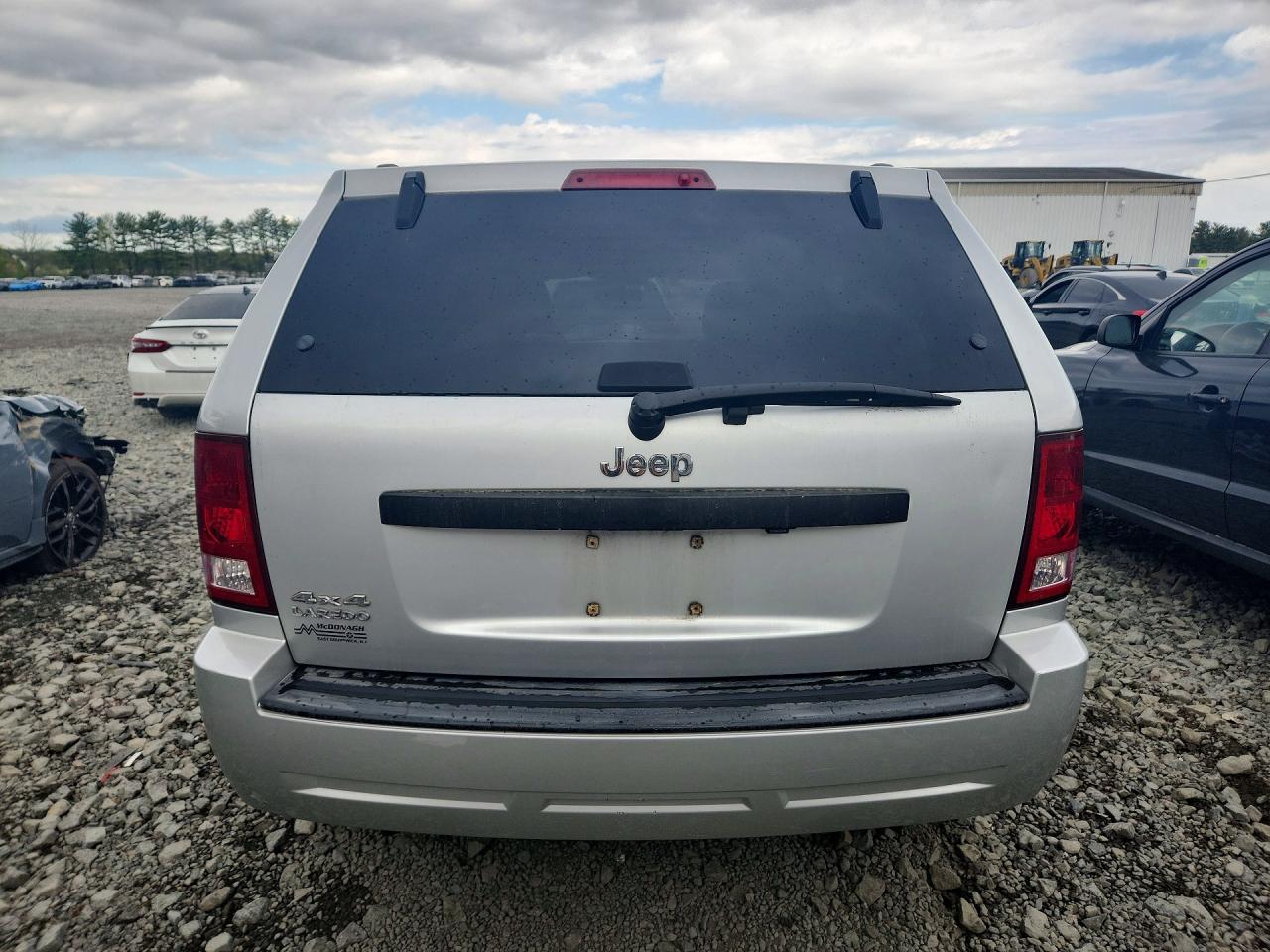 Jeep Grand Cherokee Laredo