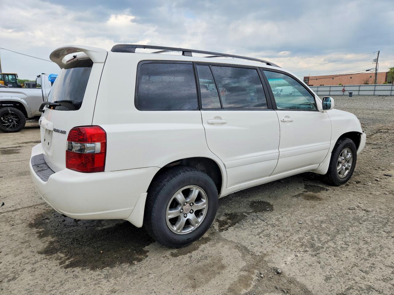 Toyota Highlander Base